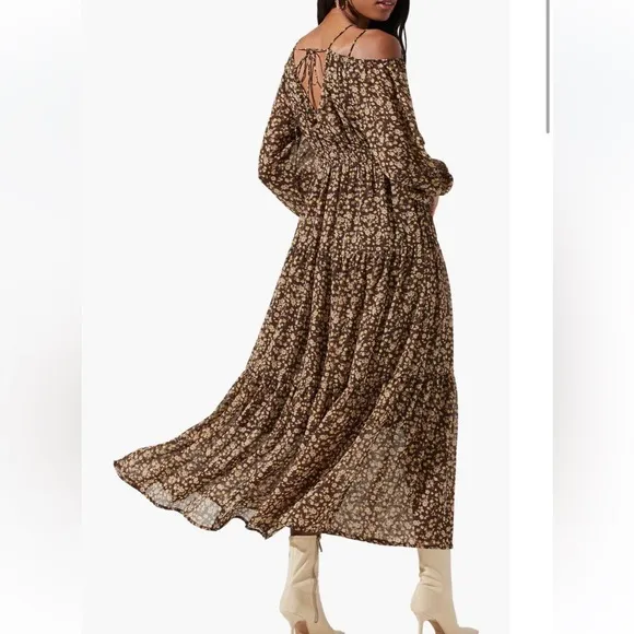 ASTR the Label Ciri Floral Cold Shoulder Long Sleeve Dress