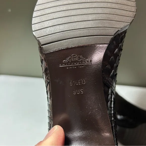 Bally Cathleen Ankle Boots with Textured size 8