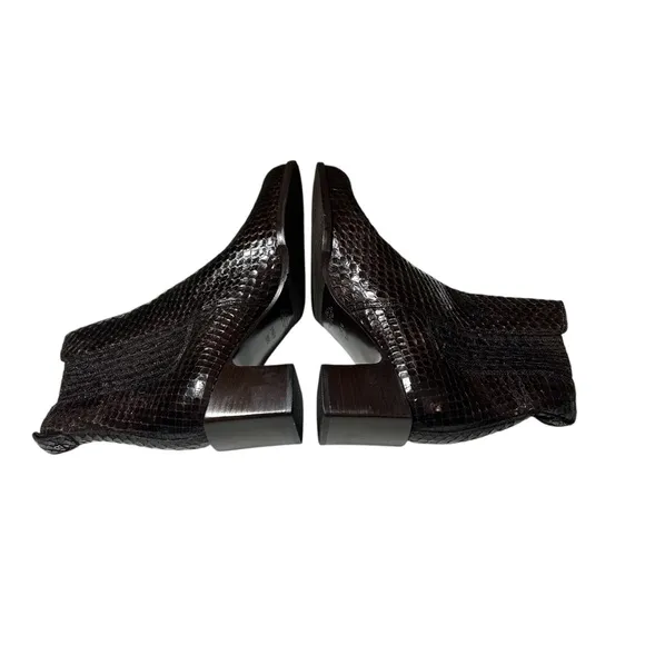 Bally Cathleen Ankle Boots with Textured size 8