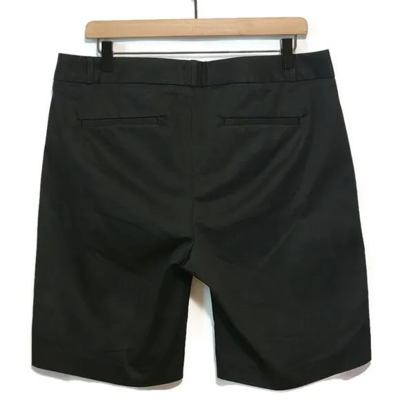 Banana Republic Mid Rise Cotton Blend Black Bermuda Short Size 12