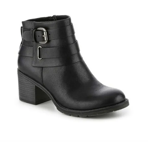 Baretraps Dionna Ankle Boots Black Burnished size 10 Straps