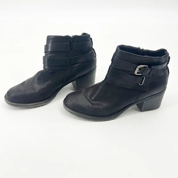 Baretraps Dionna Ankle Boots Black Burnished size 10 Straps
