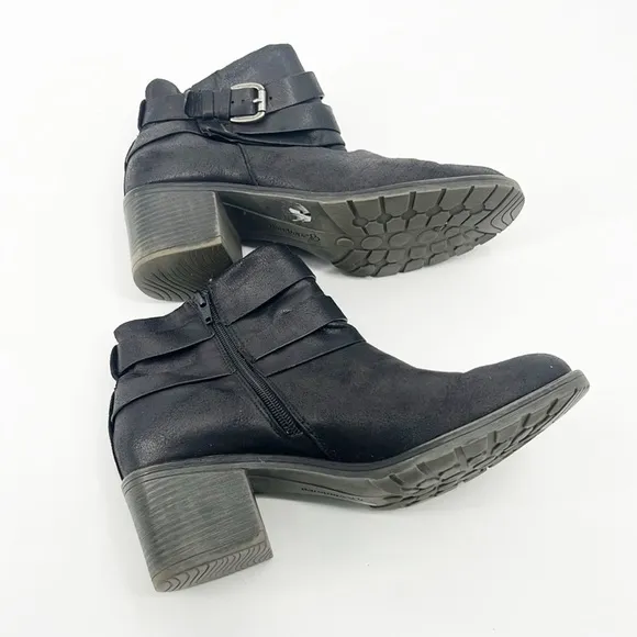 Baretraps Dionna Ankle Boots Black Burnished size 10 Straps