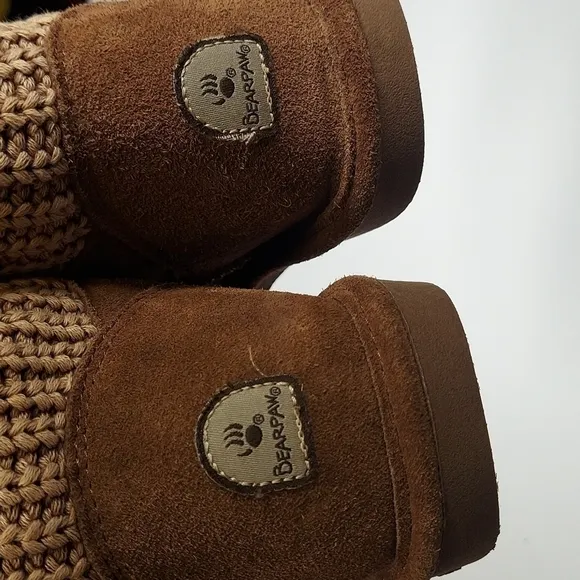 Bearpaw Boshie Hickory Youth Size 5