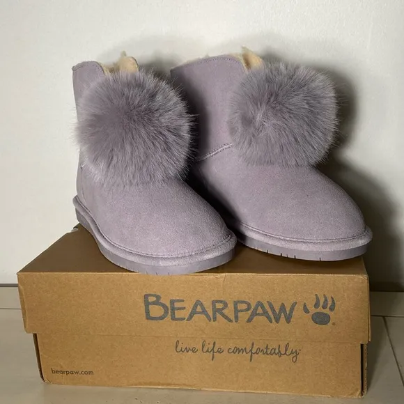 Bearpaw Women's Boots Suede Pom Pom Boot With Rain Repellent Liv Wisteria 9.5M