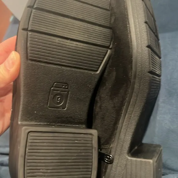 Beautiful, comfortable BZees Boots