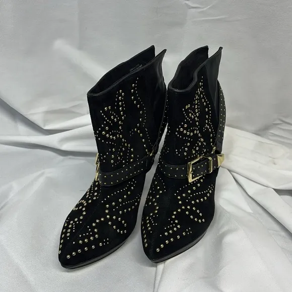 BEBE Chelsea Black belted REAL Suede Leather Studded Boots Heels size 8