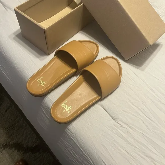 Beek Gallito Leather Slide Sandals