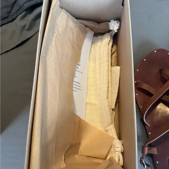 Beek Linnet Brown Strappy Sandals (7) GUC
