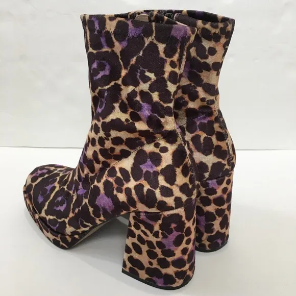 Betsey Johnson Matcha Tan Leopard Velvet Sock Ankle Zip up Block Heel Bootie 9.5