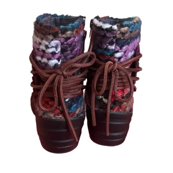 Bionica reign leather ankle boots