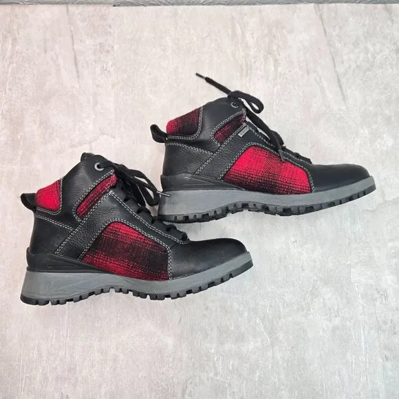 Bionica Slip Resistant All Weather Lace Up Boots Size 6 Black Red Plaid Booties
