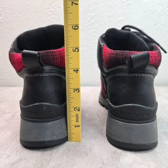 Bionica Slip Resistant All Weather Lace Up Boots Size 6 Black Red Plaid Booties