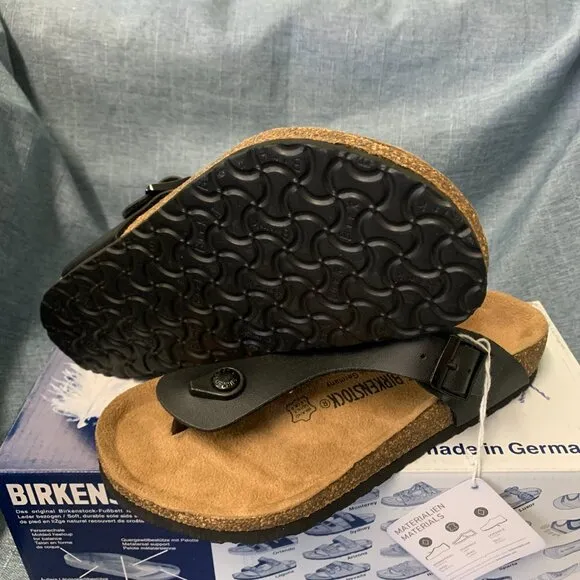Birkenstock Gizeh Black Sandals