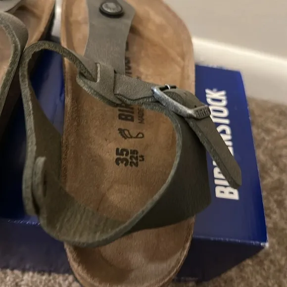 Birkenstock Kairo sandals