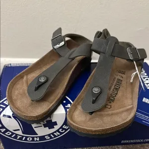 Birkenstock Kairo sandals