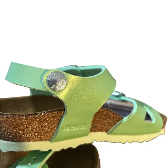 BIRKENSTOCK Kids Rio Leather Sandals in Electric Metallic Mineral Sz 8.0