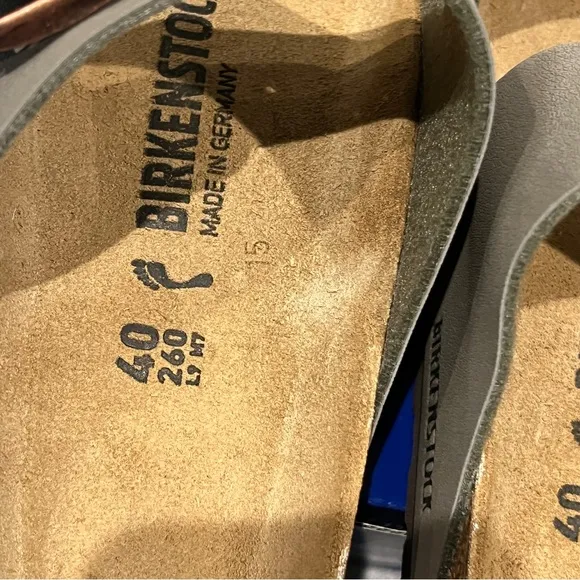 Birkenstock Women’s Arizona Sandals Stone Size 9 US 40 EU Narrow fit