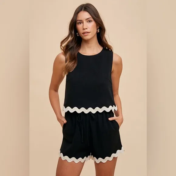 Black &amp; White Ric Rac Trim Detailed Top &amp; Shorts Set