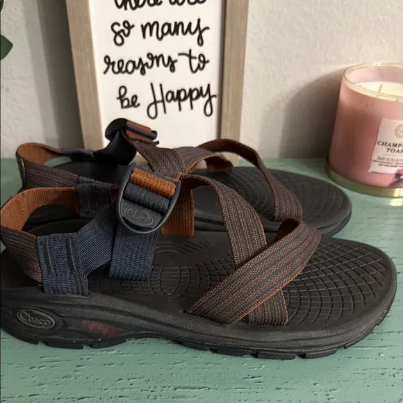 Black and Brown Chaco Sandals SZ M9 Box1