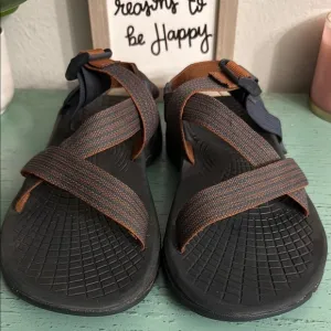 Black and Brown Chaco Sandals SZ M9 Box1