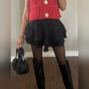 Black Cowgirl Style Lace Trim Ruffled Skirt