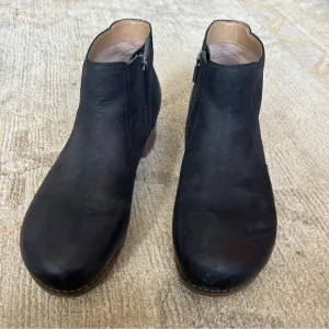 Black Dansko Barbara boots size 40