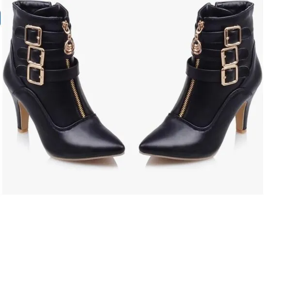 Black High Kitten Heels