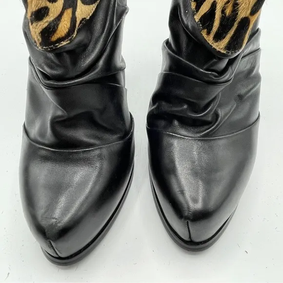Black leather leopard cuff ankle booties EU size 39 Brand 5l48 from Saks 5th Ave