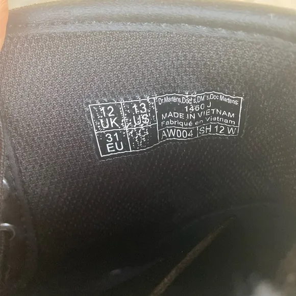 🎁Black patent leather Dr Martens ankle boots side zipper UC size US 13 ❤️ COND