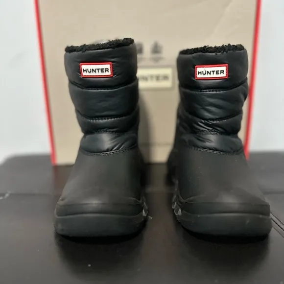 Black Short Hunter Weatherized Boots Kids Size 12