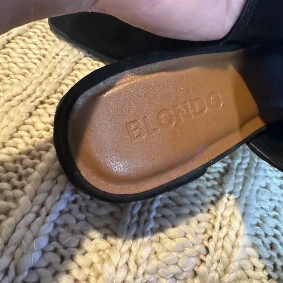 Blondo Suede Maria Waterproof woman’s size 9 Black chunky heel ankle wrap