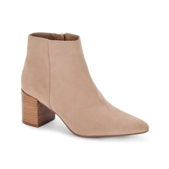 Blondo Tassel Waterproof tan ankle boots color mushroom size 8.5