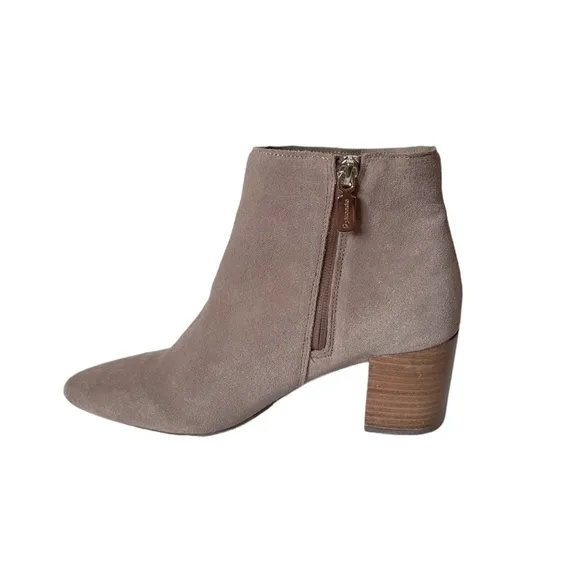 Blondo Tassel Waterproof tan ankle boots color mushroom size 8.5