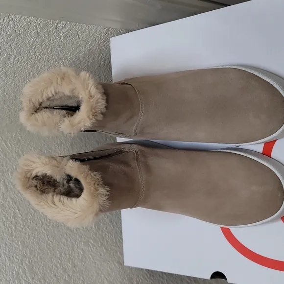 Blondo Waterproof Haven Boots