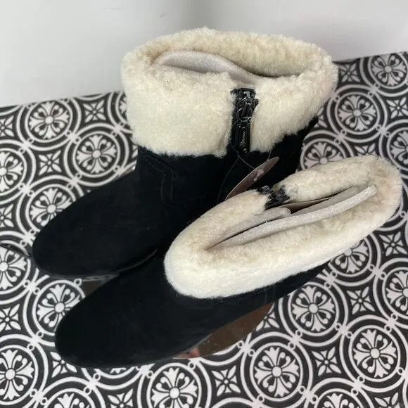 Blondo Women's Tia Booties Women's Shoes black/cream 9.5