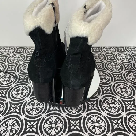 Blondo Women's Tia Booties Women's Shoes black/cream 9.5