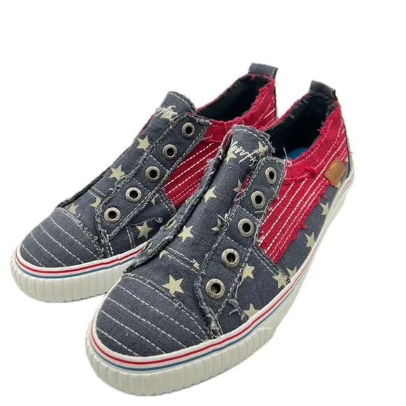 Blowfish Malibu Slip-On Sneakers Red, White, &amp; Blue Stars Distressed Size 9
