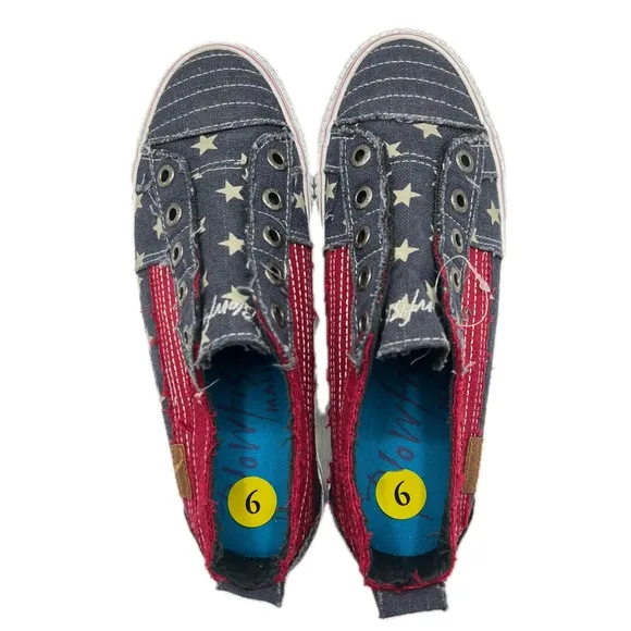 Blowfish Malibu Slip-On Sneakers Red, White, &amp; Blue Stars Distressed Size 9