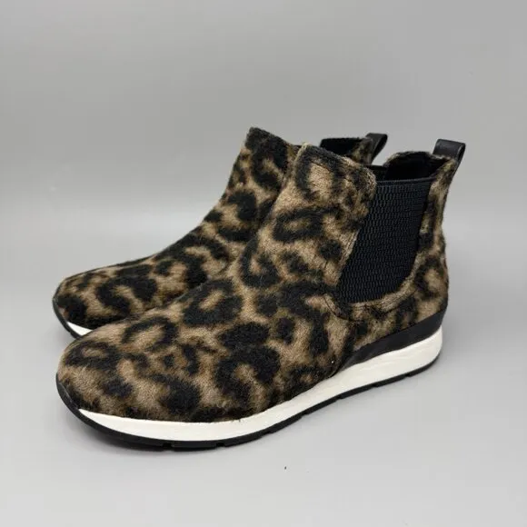 Boc Born Boots Women's 7 Leopard Print Kara Pull On Ankle Chelsea Booties New
