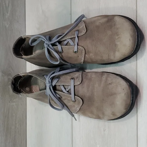 Bogs Mens Eugene Chukka Waterproof Leather Boots shoes sz 11.5