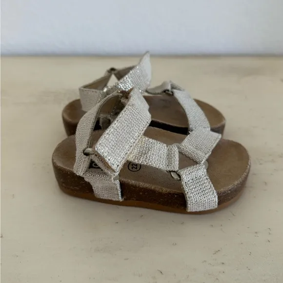 Bonton Gold Girls Sandals