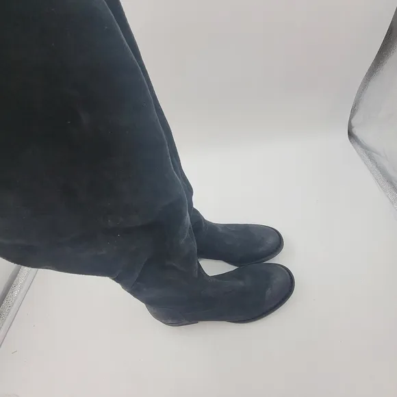 Born Black Cricket Suede Tall Fashion Boots Size 6