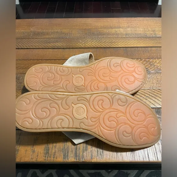 Born Slide Leather Sandals