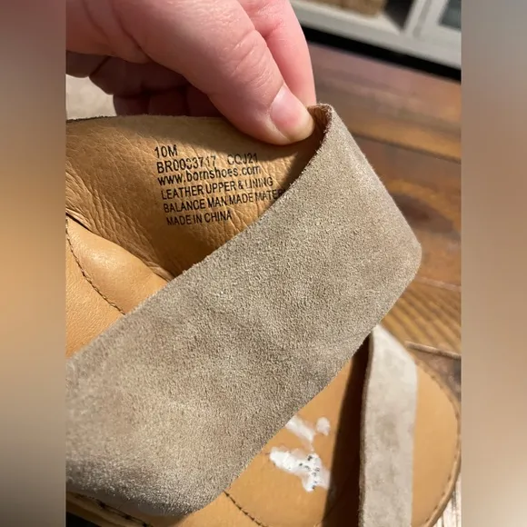 Born Slide Leather Sandals