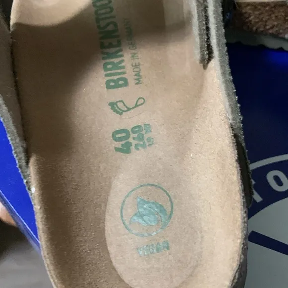 BRAND NEW Birkenstock Gizeh Big Buckle Sandals