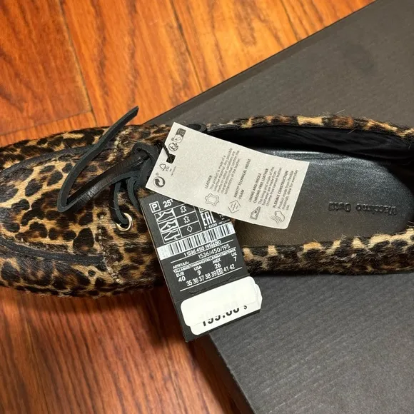 Brand New Massimo Dutti ANIMAL PRINT DECK SHOES / Size 9