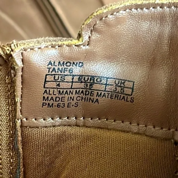 Brand New Michael Kors Ankle Bootie Zip Up Boots Round Toe Tan Gold Tone Accents