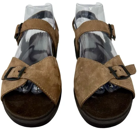 Brown Leather Sandals with Adjustable Straps