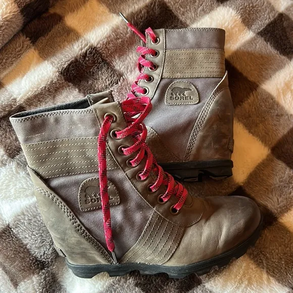 Bundle of boots and hat